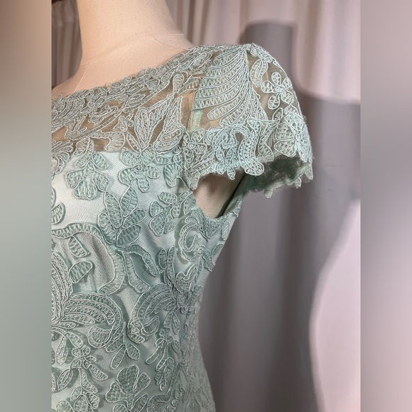 Tadashi Shoji Sanda Embroidered Mint Dress | 8 - Picture 6 of 16